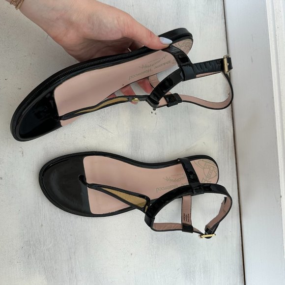 Vivienne Westwood T-strap Buckle Flat Sandals 40 Black Patent Leather Mesh Vamp - Picture 5 of 8